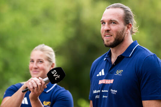 Fanny Roos and Wictor Petersson of the Swedish national
