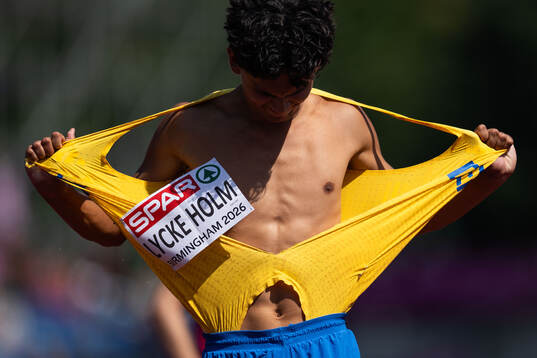 Melwin Lycke Holm of Sweden looks dejected
