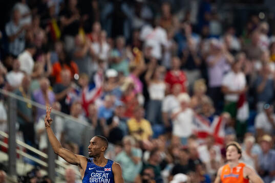 Matthew Hudson-Smith of Great Britain celebrates