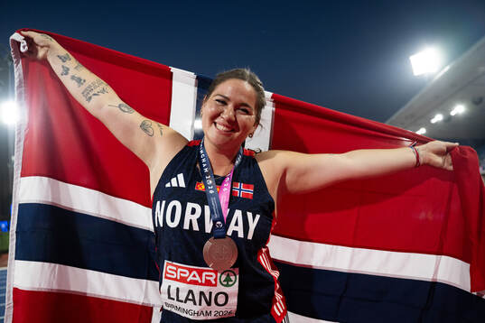 Beatrice Nedberge Llano of Norway celebrates