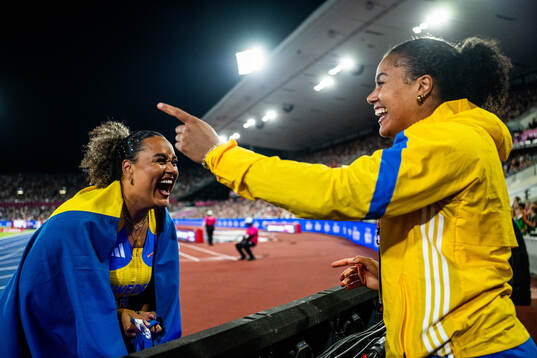 Vanessa Kamga of Sweden celebrates with her sister Patricia