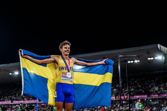 Samuel Pihlström of Sweden celebrates second place in