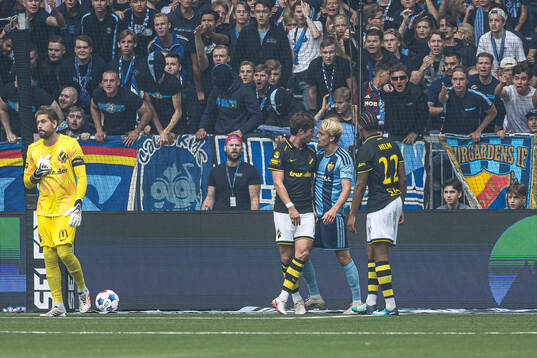 AIKs Hervé Matthys och Djurgårdens Oskar Fallenius