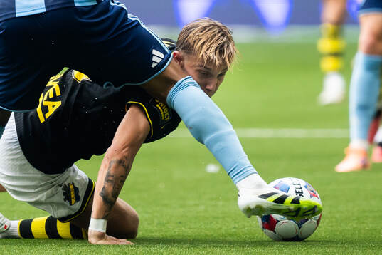 AIKs Linus Carlstrand