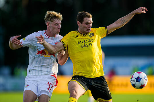 Valentin Zabransky of FC Red Bull Salzburg  and Jacob