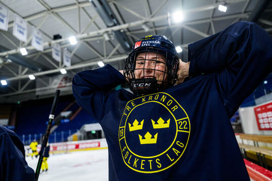Bläddra bland fler bilder av Ice Hockey, Women’s Euro Hockey Tour, Sweden, Morning skate