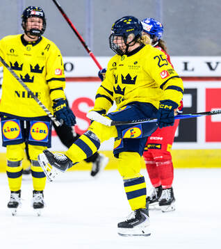 Lina Ljungblom of Sweden celebrates