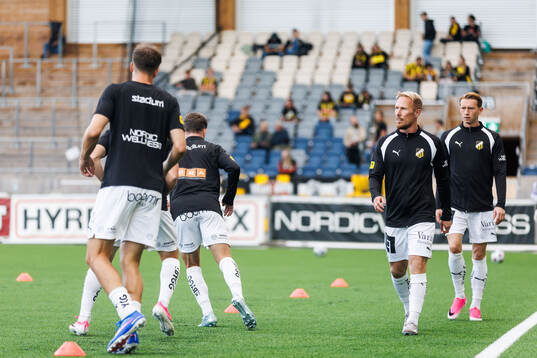 Häckens Mikkel Rygaard Jensen och Julius Lindberg