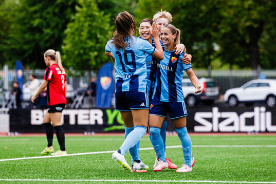 Bläddra bland fler bilder av Fotboll, Damallsvenskan, Djurgården - Brommapojkarna