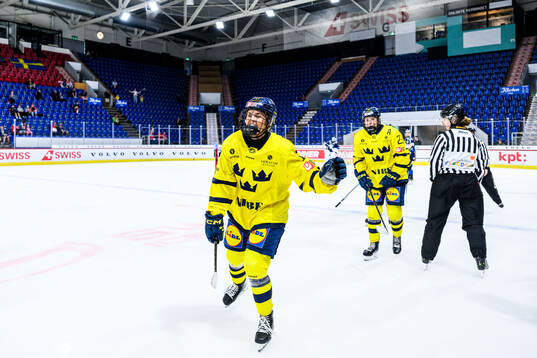 Sofie Lundin of Sweden celebrates