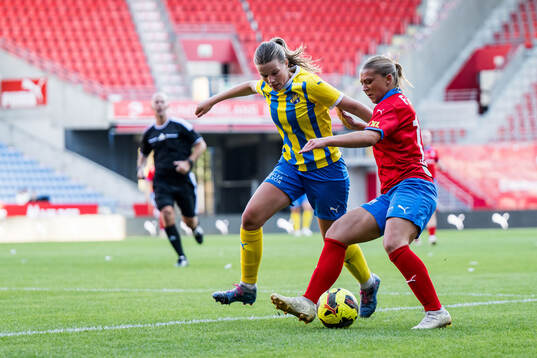 Eskilsminnes Alice Lekvall och Helsingborgs Moa Hellkvist