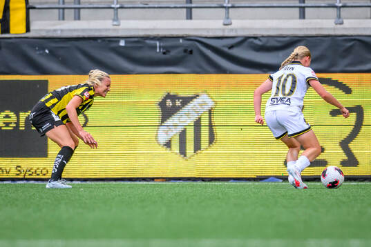 Häckens Josefine Rybrink och AIKs Nova Selin