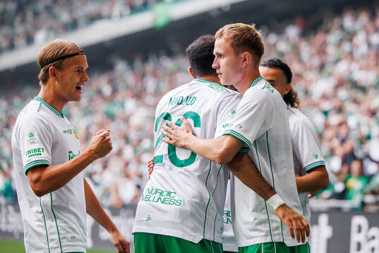 Hammarbys Victor Lind jublar