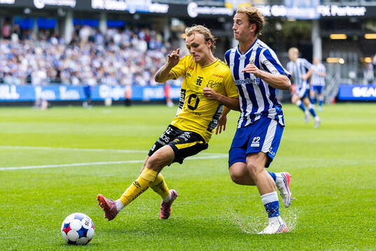 Elfsborgs Julius Beck oxh IFK Göteborgs Noah Tolf