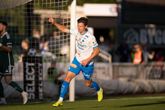 IFK Värnamos Marcus Antonsson jublar