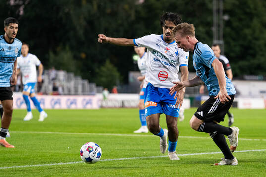 IFK Värnamos Arash Motaraghebjafarpour och Landskronas