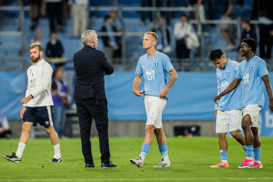 Malmö FFs Daniel Gudjohnsen deppar