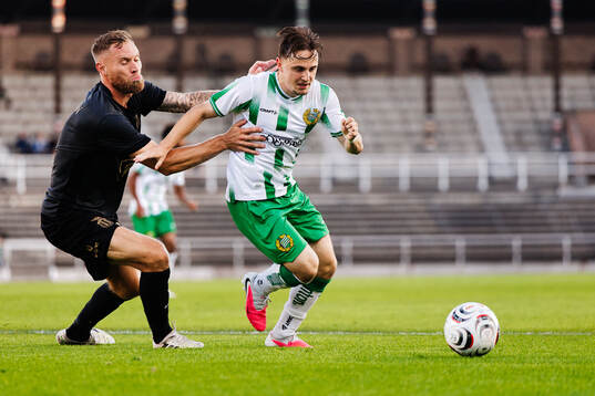 FC Stockholms David Fällman och Hammarbys Oskar Moczarny