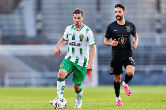 Hammarbys Oscar Johansson Schellhas och FC Stockholms
