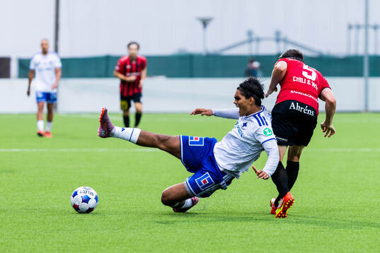 IFK Norrköpings Noel Sernelius och Nordic Uniteds Elias