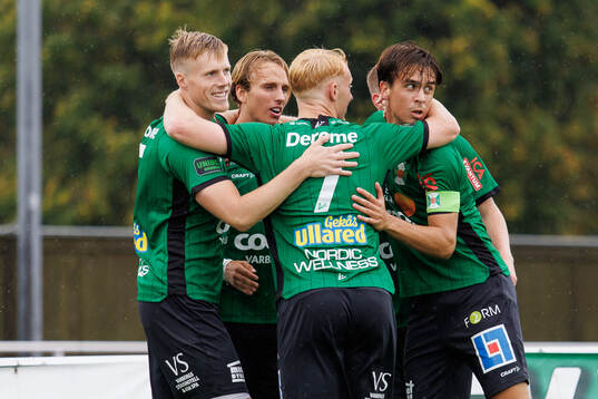 Varbergs spelare jublar