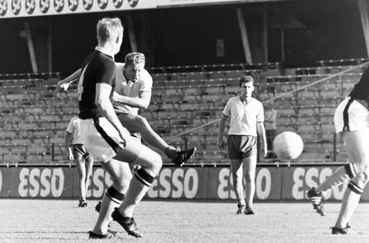 Bläddra bland fler bilder av Fotboll, Tipscupen, AIK - VSS Kosice, 1-1
