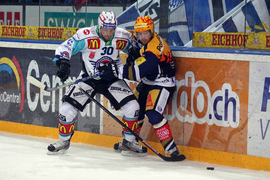 13.Okt.2012; Zug; Eishockey NLA - EV Zug - Lakers ; Sandro