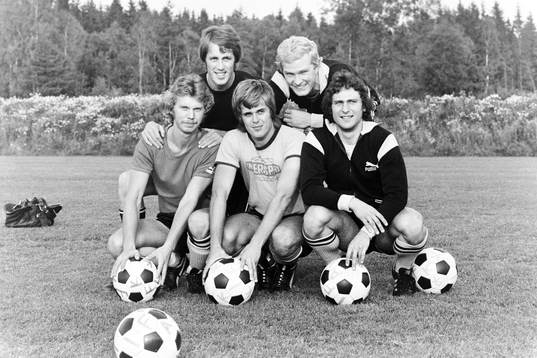Fem egna produkter i laget. Fr. v Pär Andersson, Claes