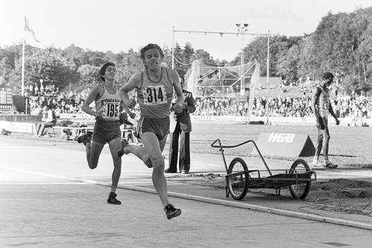 Dans Glans, Sverige segrar på 10000 m