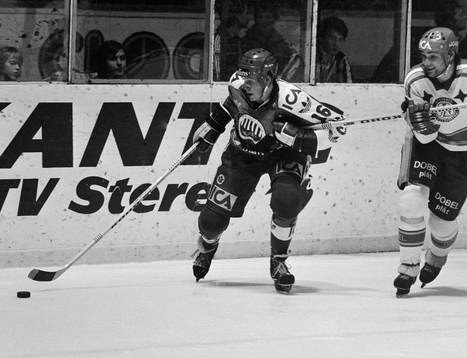 Thomas Kärrbrandt, Västra Frölunda med pucken