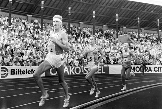 Marti Wainio, Finland i ledningen på 10000 m