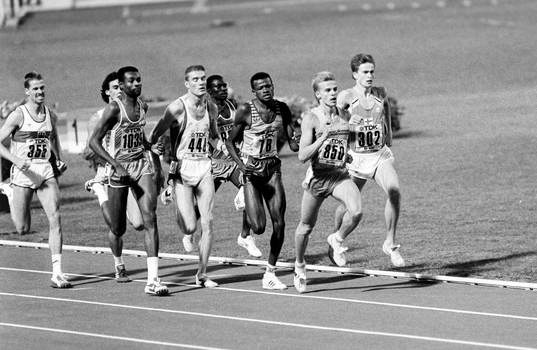 Martin Enholm, Sverige leder fältet