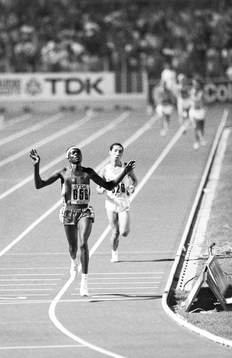 Paul Kipkoeech, Kenya vinner 10000 m