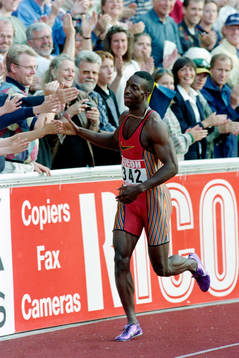 Michael Johnson, USA segrade på 200 m