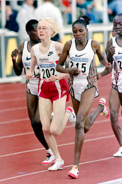 Sara Wedlund, Sverige och Sally Barsosio, Kenya på 5000 m