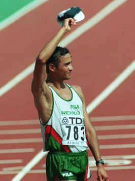 Miguel Rodriguez, Mexico