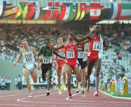 - VM i friidrott -- Wilson Kipketer från Danmark tar guld