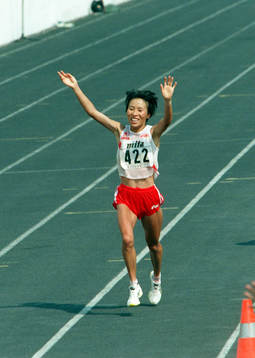 Hiromi Suzuki, Japan