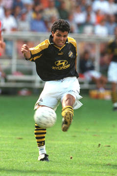 Fotboll Piracaia, AIK