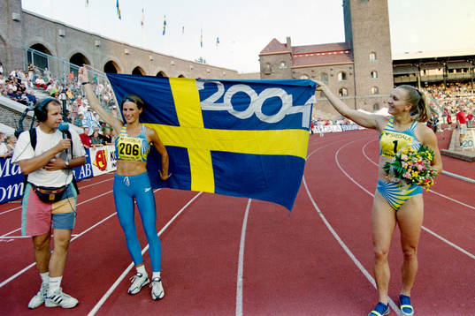 Malin Ewerlöf och Ludmila Engquist, Sverige jublar