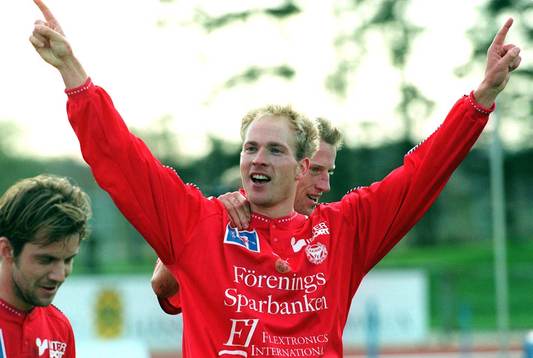 Bläddra bland fler bilder av Fotboll, Div 1 södra, IFK Hässleholm - Kalmar FF, 2-3